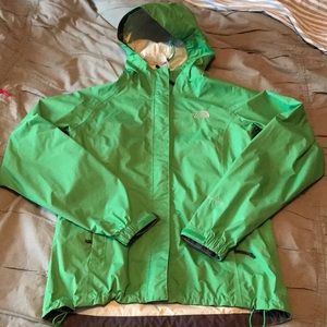 The North Face HyVent 2.5L Rain Jacket